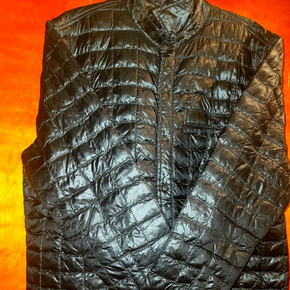 Mens North Face Jacket.